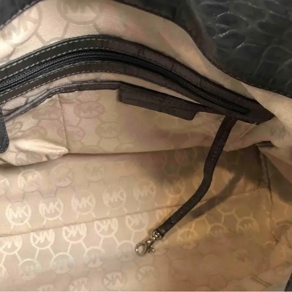 MICHAEL KORS "Hamilton" Grey Crocs Prints Leather Large Shoulder Bag - Picture 3 of 3